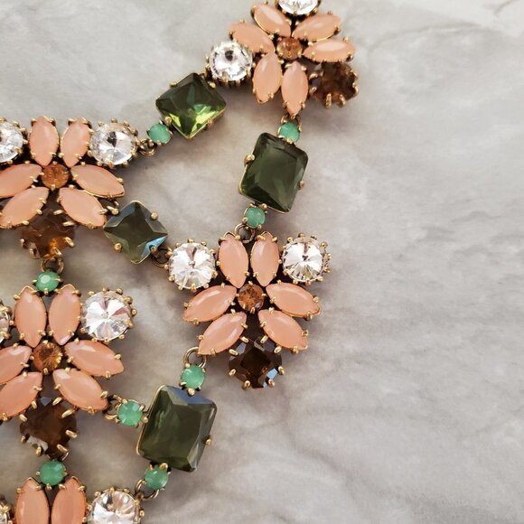 ✨ Stella and Dot Fleurette Rhinestone Crystal Bib Statement Necklace ✨ - Picture 5 of 16